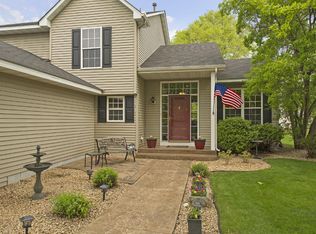 10580 Glen Eagle Rd, Woodbury, MN 55129