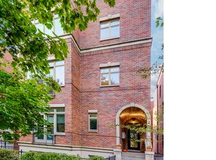 3726 N Greenview Ave, Chicago, IL 60613