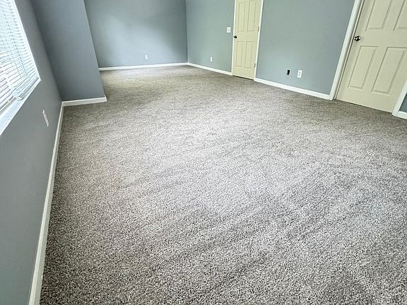 5th image of 3223 Fairington Dr #3223