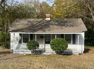359 Davis St, Henderson, NC 27536