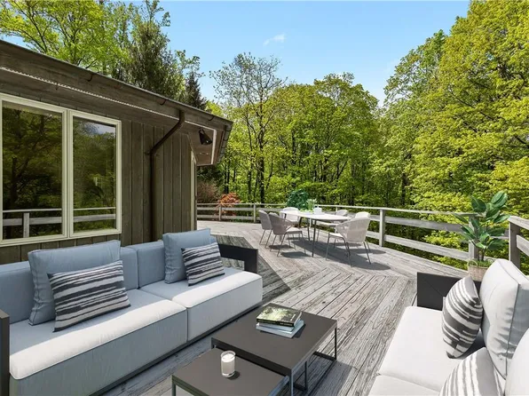 40 Old Lake Street, West Harrison, NY 10604