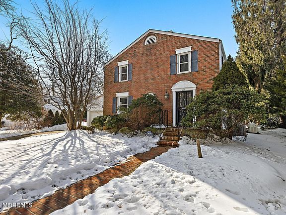 4th image of 606 Bridlemere Avenue