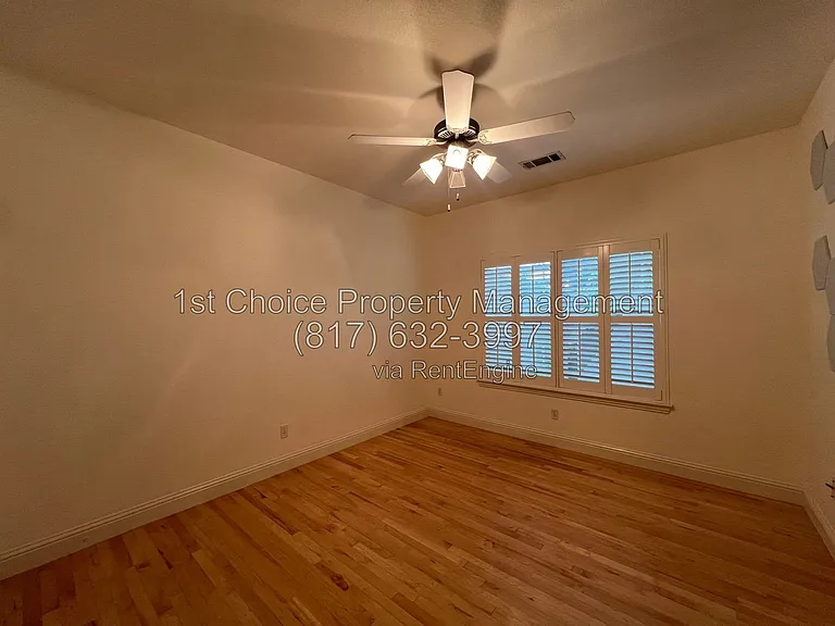 4730 Birchman Ave — Photo 33