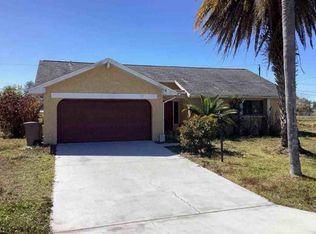1400 Archer St, Lehigh Acres, FL 33936