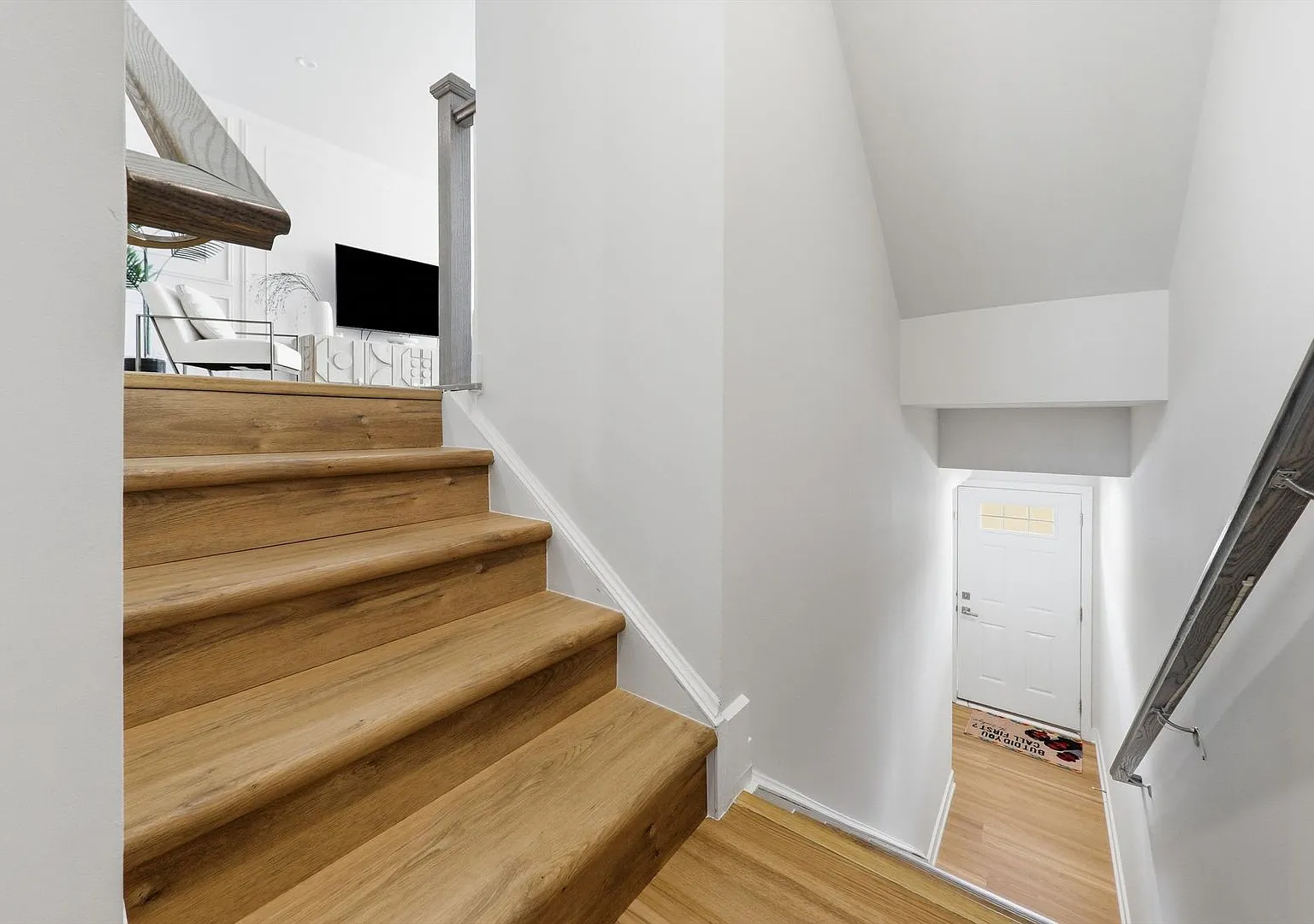 Hamptons West Rental — Photo 3