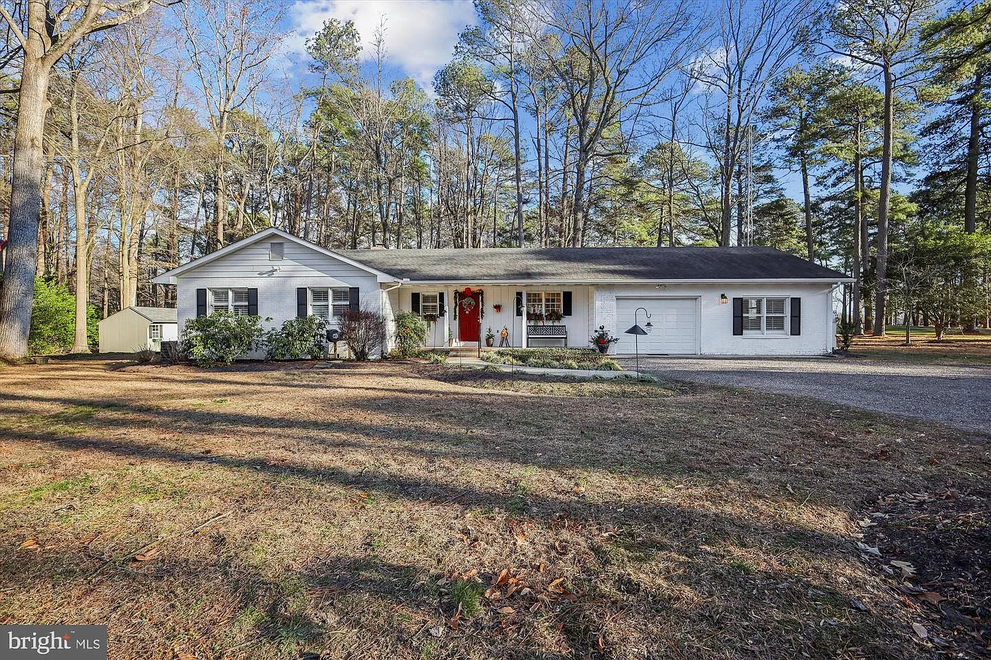 24899 Woods Dr photo 1