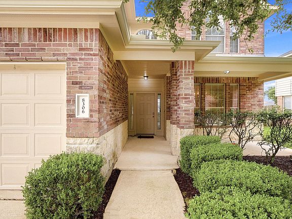 4th image of 8306 Littlehip Hawthorn Dr