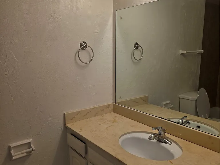3329 E 47th Pl — Photo 18