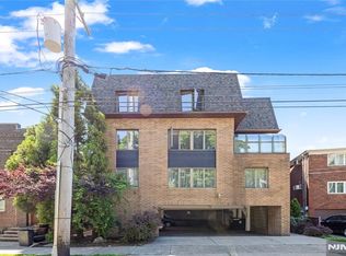 319 Gorge Rd #C0007, Cliffside Park, NJ 07010