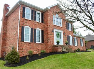10319 Glenmary Farm Dr, Louisville, KY 40291