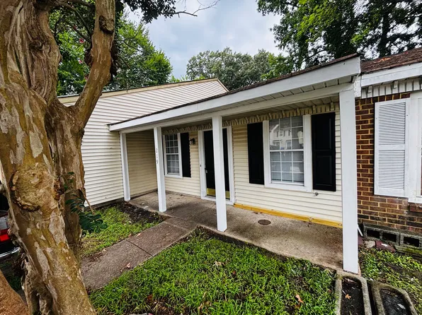 219 Harrier St, Virginia Beach, VA 23462