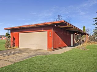 111 8th Ave N, Babbitt, MN 55708