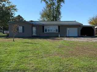 1169 S School House Rd, Vincennes, IN 47591