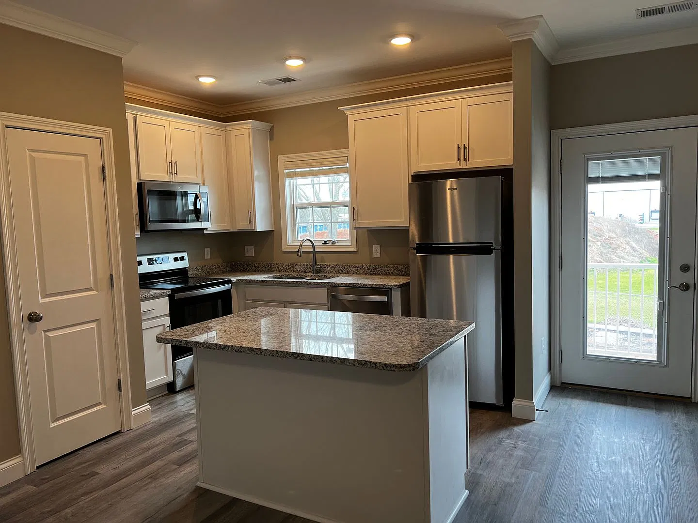 2168 Prospector Ct. Bldg 31 — Photo 1