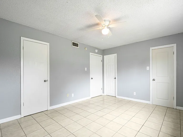Sunrise Villas — Photo 42