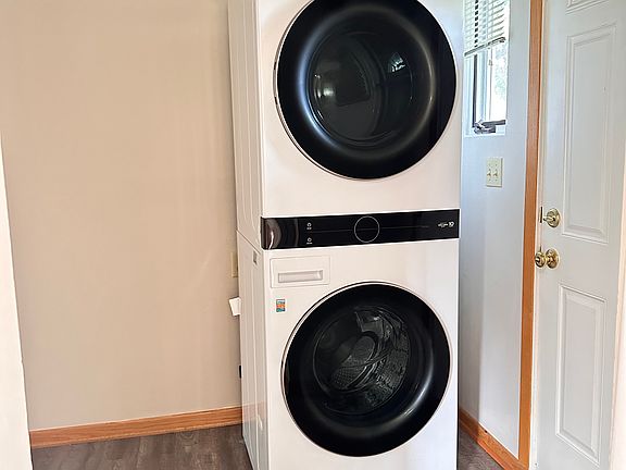 5th image of 8980 Jefferson St NE #4