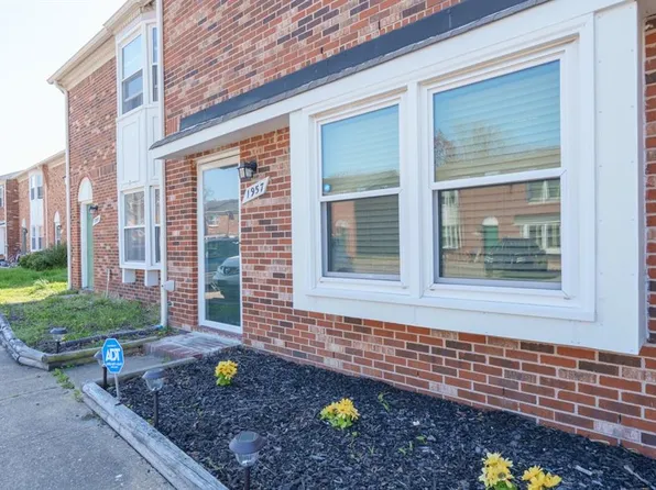 1957 Darnell Dr, Virginia Beach, VA 23455