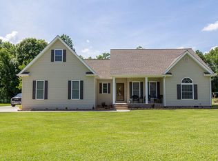 155 Fantacy Ln, Paducah, KY 42003