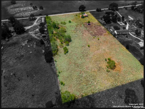 2051 Verdi, Pleasanton, TX 78064