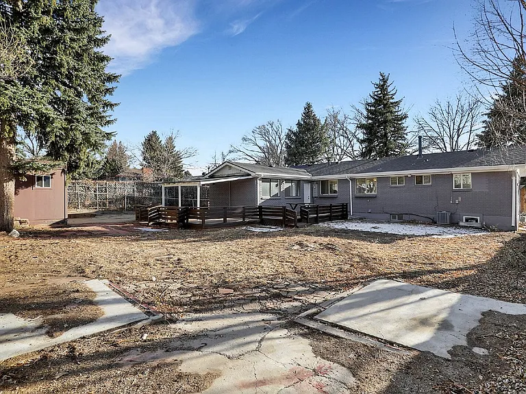 817 Westmoor Dr — Photo 28