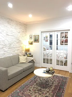 Rented by REAL New York | media 16