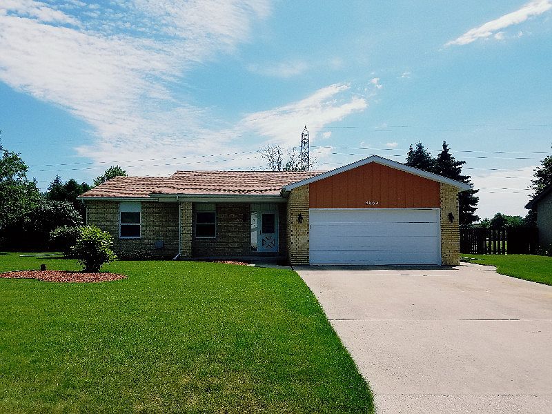 1st image of 3664 Desert Dr