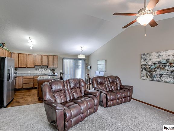 4th image of 8327 S 63rd St