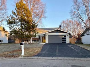 3651 Amber Bay Loop, Anchorage, AK 99515