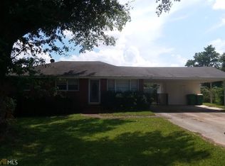 391 W Candler St, Winder, GA 30680