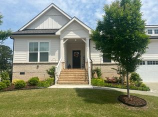 236 Oakmere Dr, Cary, NC 27513