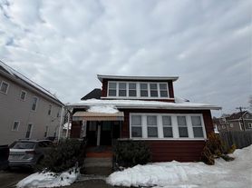 32 Fountain Pl, Poughkeepsie, NY