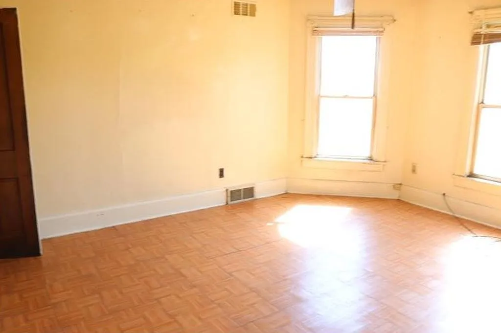 2-3 bedroom house Rochester — Photo 4
