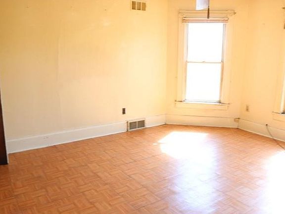 4th image of 471 Oregon Ave