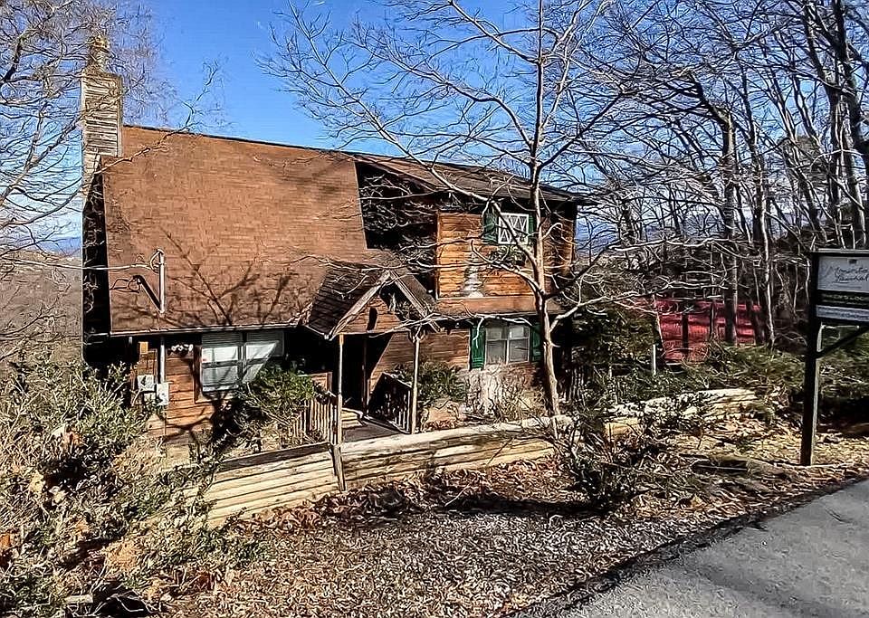 1st image of 1820 Arolla Ct W