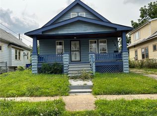 13810 Chapelside Ave, Cleveland, OH 44120