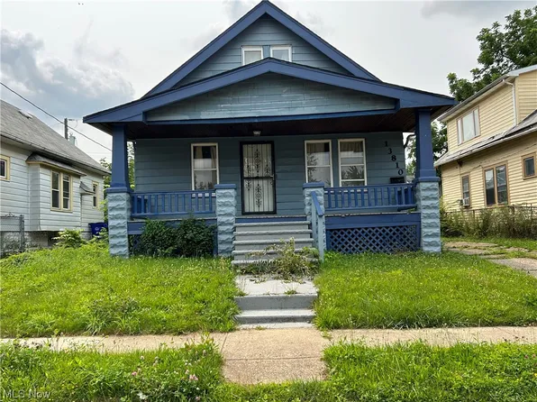 13810 Chapelside Ave, Cleveland, OH 44120