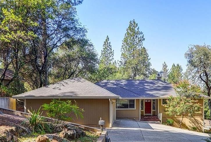 1st image of 20916 Chaparral Cir