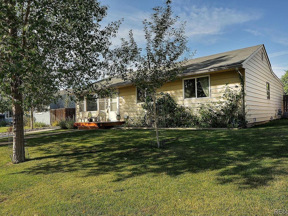 1st image of 550 Park Ln