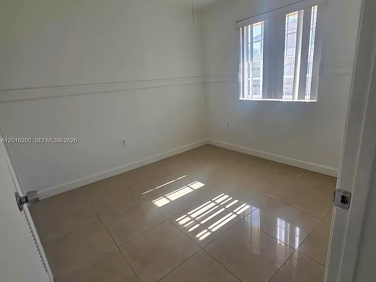 2170 NE 167th St #1103 — Photo 13