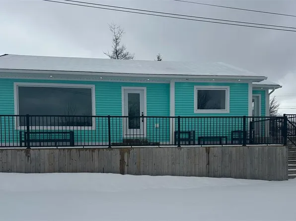 12 Churchill Avenue, Trinity Bay North ( Catalina), NL A0C1J0