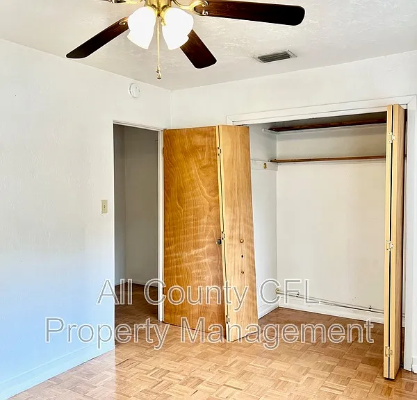 718 Buckminster Cir — Photo 12