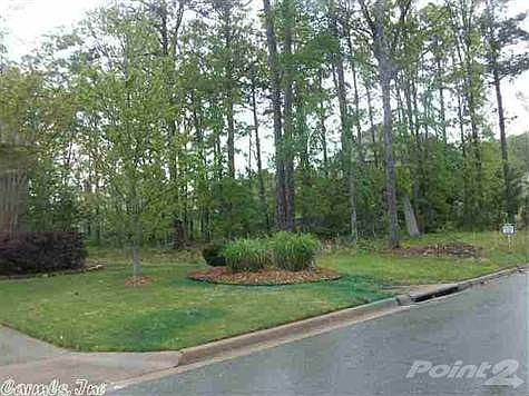 4th image of 2 Deauville Cir