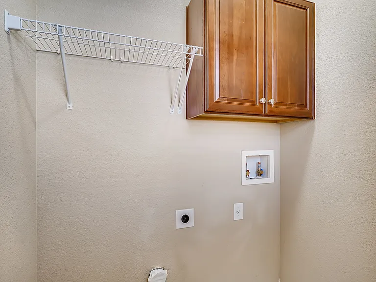 6378 S Xanadu Way — Photo 7