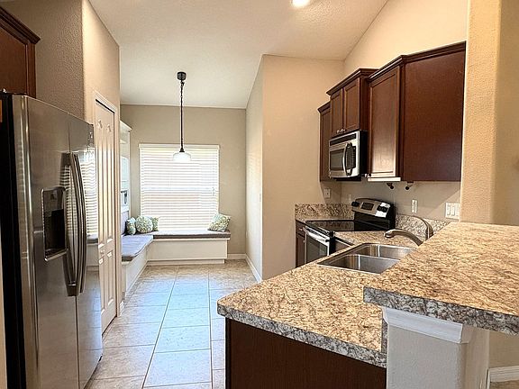 5th image of 5315 Peach Blossom Blvd
