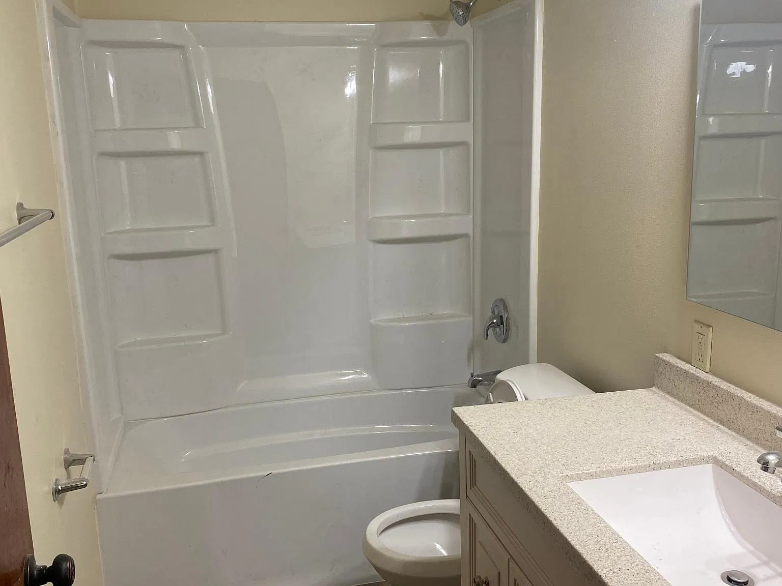 9926 W Sarasota Pl — Photo 4