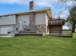 11922 71st Ave N, Maple Grove, MN 55369