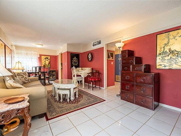 4th image of 527 9th Ave N APT 34