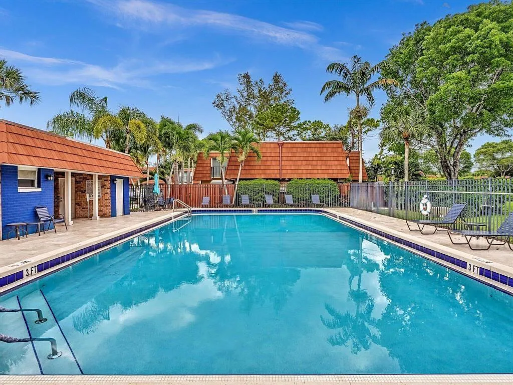 2 bed, 1288 sqft, $2,800 — Photo 3