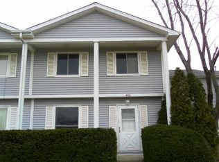 455 Salem Sq, Bolingbrook, IL 60440