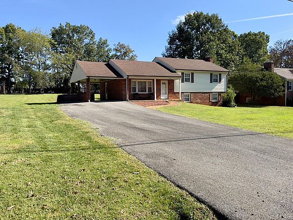2nd image of 139 Woodhaven Dr